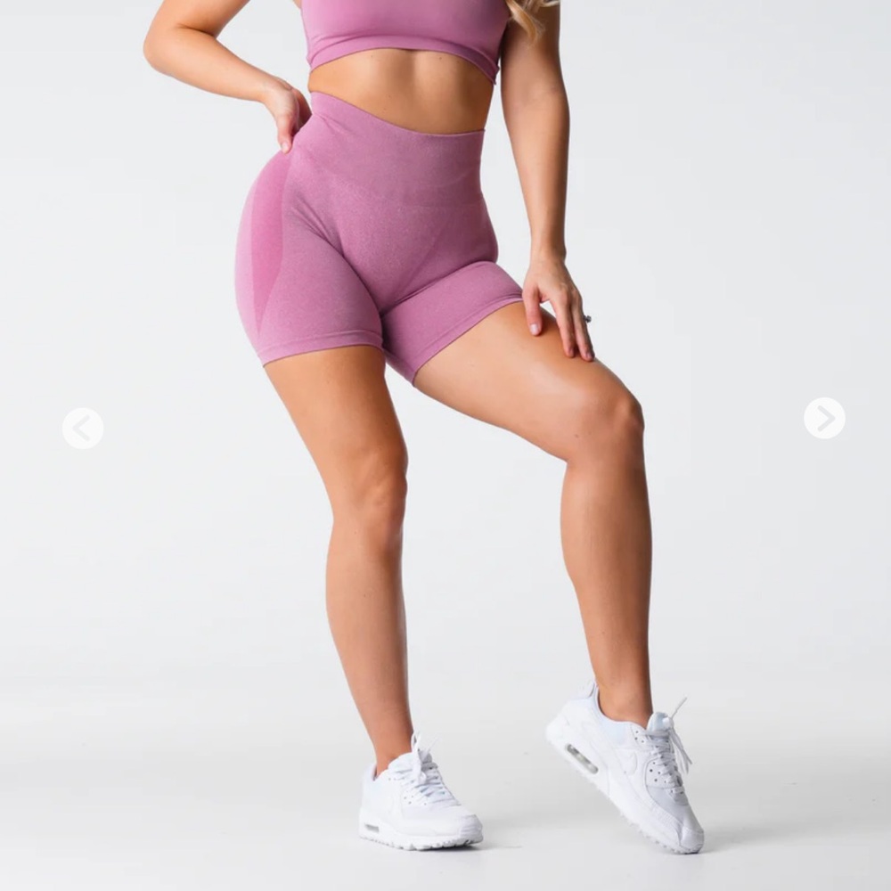 NVGTN Pastel Pink Contour Seamless Shorts